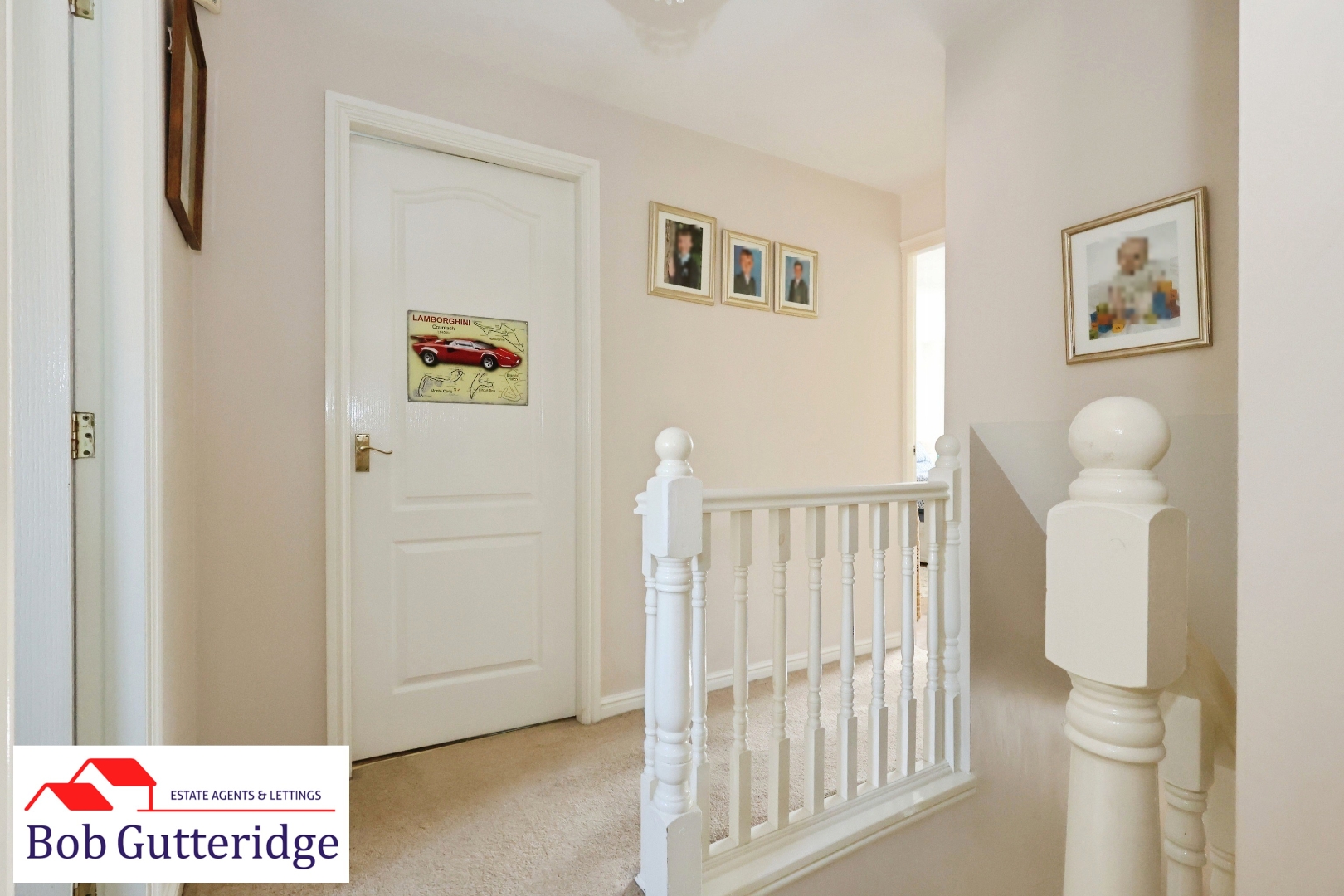 FIRST FLOOR LANDING